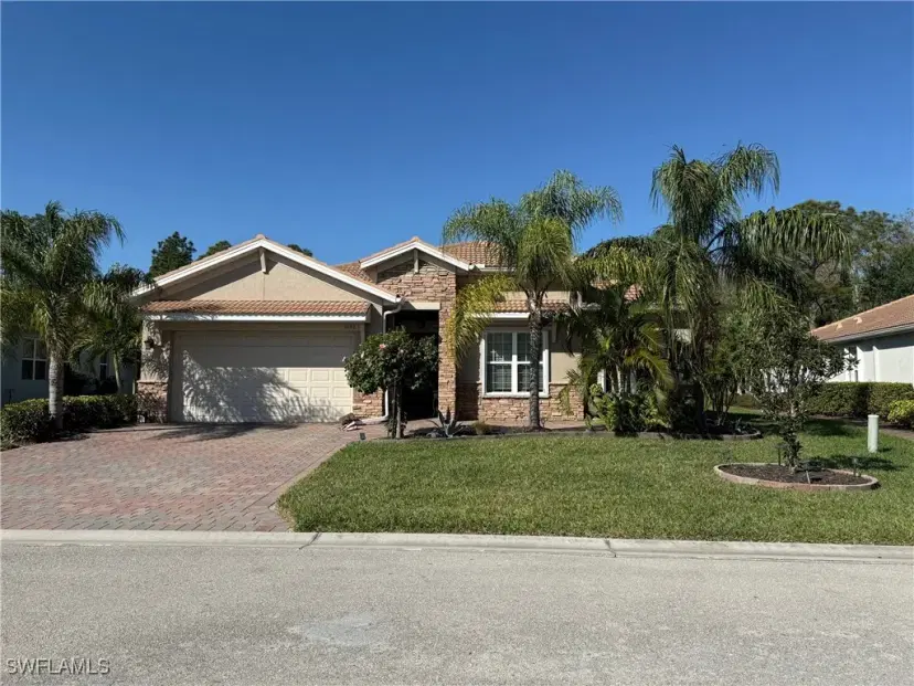 Picture of 3157 Apple Blossom Dr, Alva FL 33920