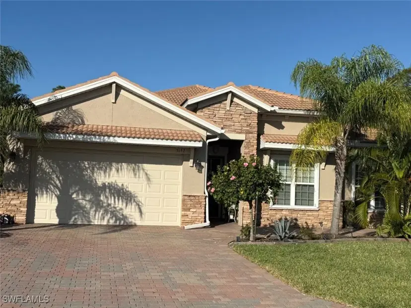 Picture of 3157 Apple Blossom Dr, Alva FL 33920