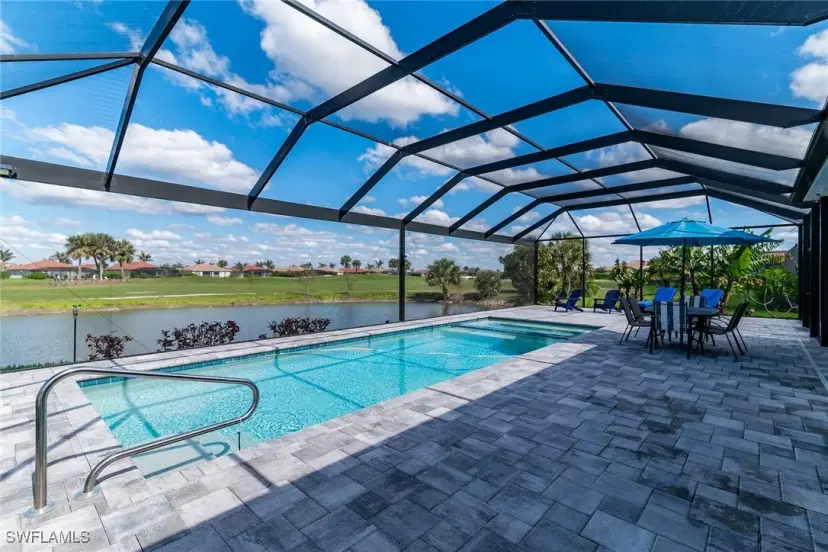 Picture of 18733 Ensenada Dr, Naples FL 34114