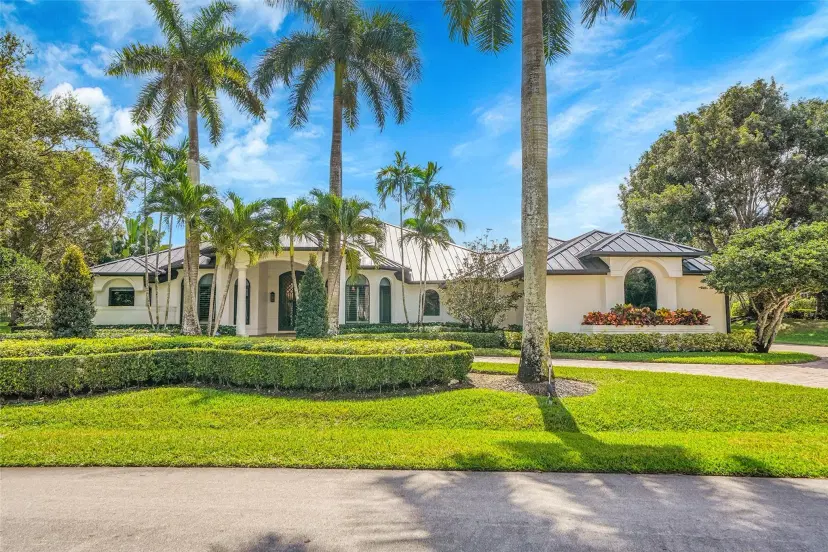Picture of 3600 Paddock Rd, Weston FL 33331