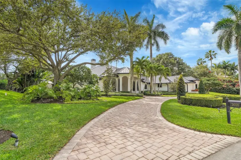Picture of 3600 Paddock Rd, Weston FL 33331