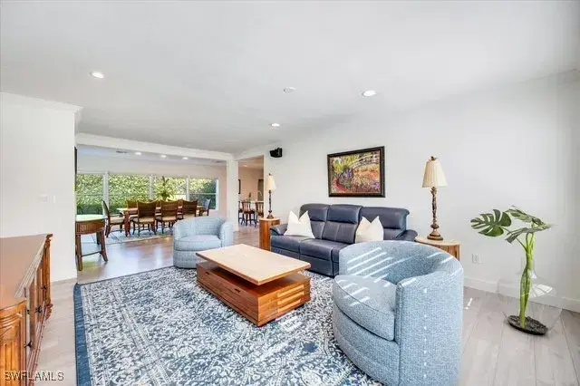 Picture of 467 Balsam Ct, Marco Island FL 34145
