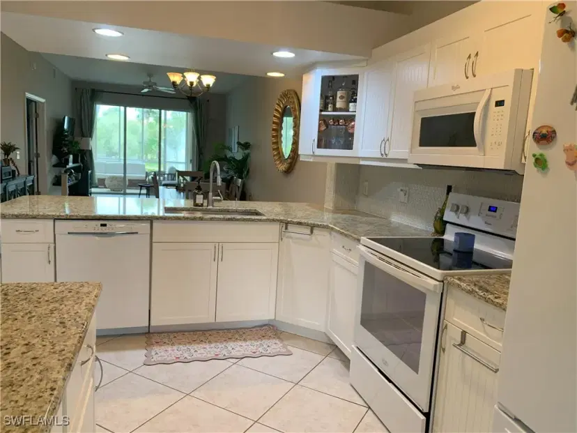 Picture of 6820 Beach Resort Dr 2511, Naples FL 34114