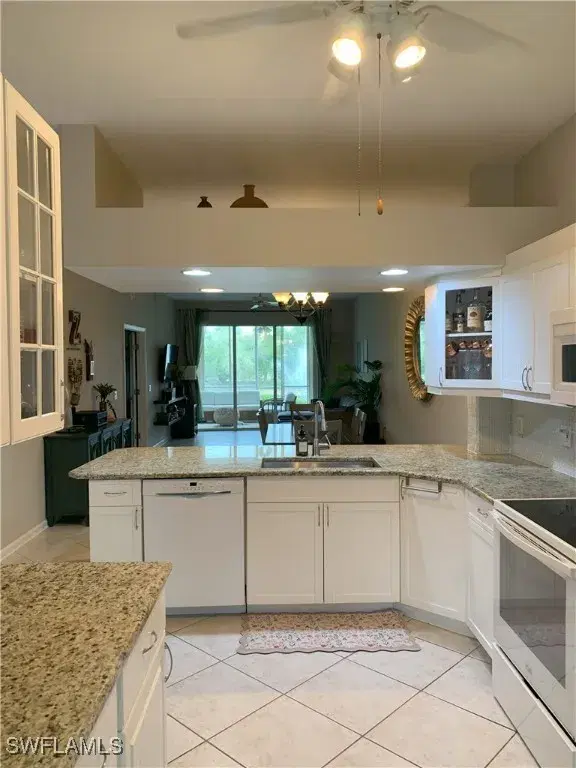 Picture of 6820 Beach Resort Dr 2511, Naples FL 34114