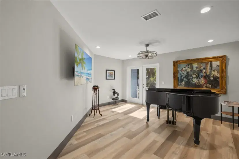 Picture of 3535 Heritage Ln, Fort Myers FL 33908