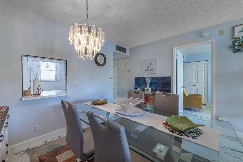 Picture of 3140 Holiday Springs Blvd # 9-210, Pompano Beach FL 33063