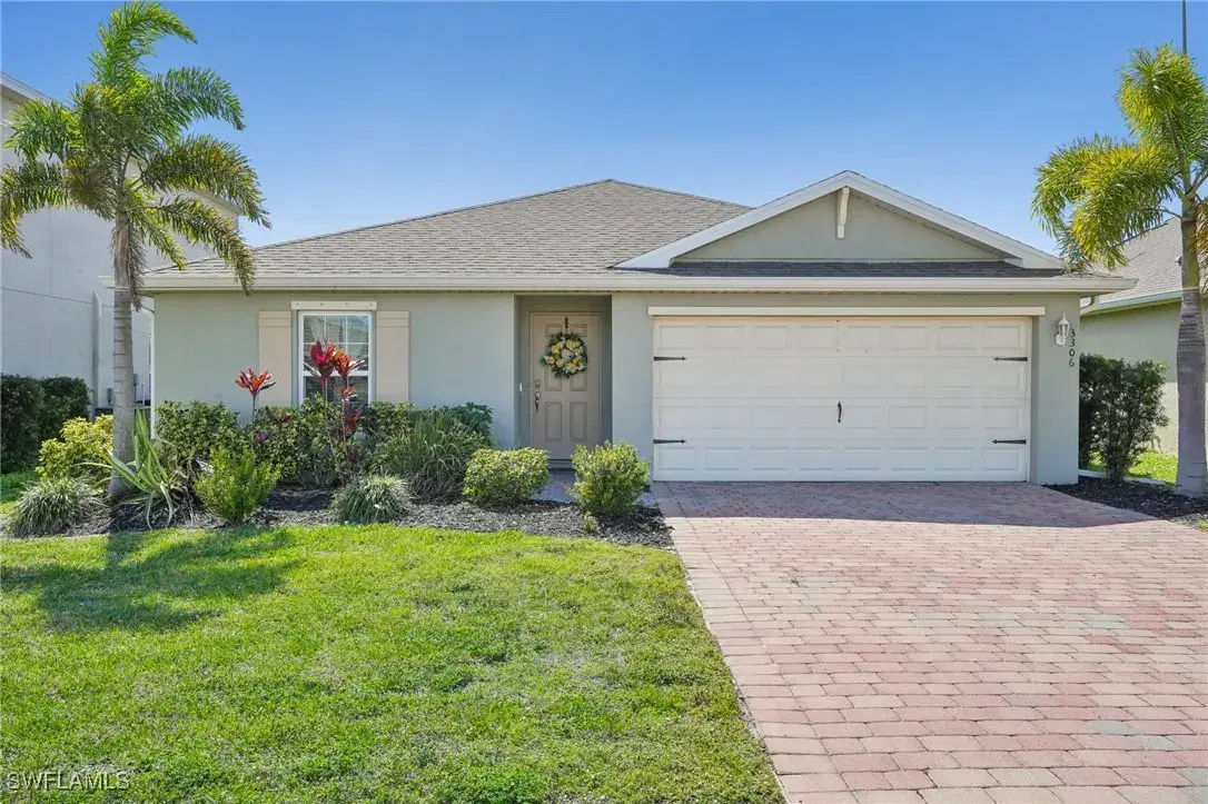 Picture of 3306 Acapulco Cir, Cape Coral, FL 33909