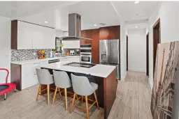 Picture of 13701 NE 1St Avenue, Miami, FL 33161