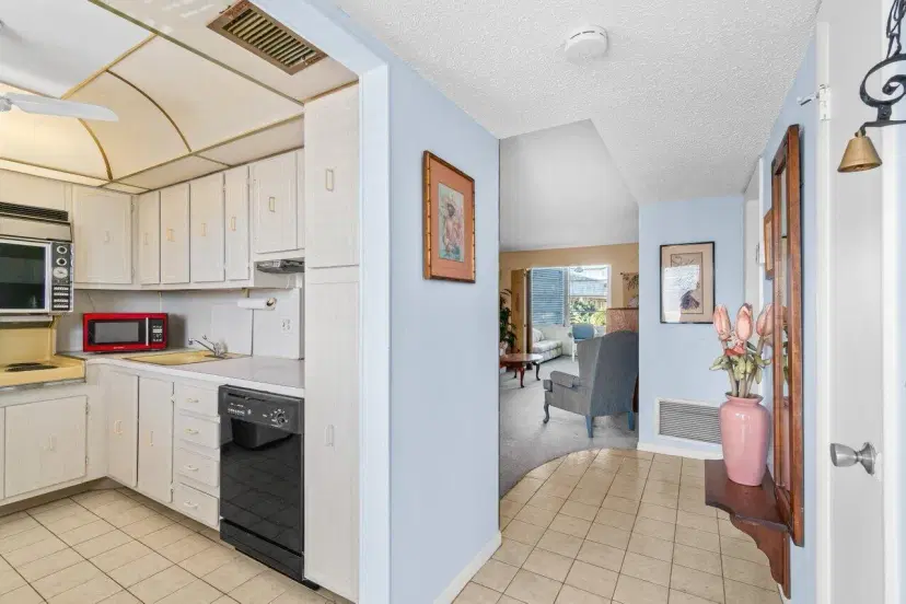 Picture of 2615 NE 3Rd Court 3080, Boynton Beach FL 33435