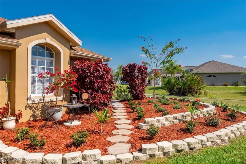 Picture of 12734 Pembroke Cir S, Lake Suzy FL 34269
