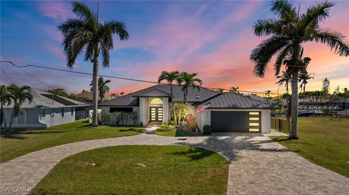 Picture of 2305 SE 19Th Ave, Cape Coral, FL 33990