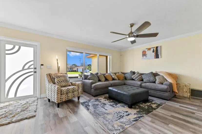 Picture of 8511 Pasadena Boulevard, Pembroke Pines, FL 33024