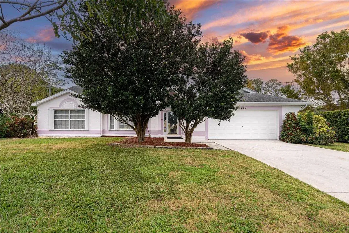 Picture of 1212 SE Petunia Avenue, Port St Lucie, FL 34952