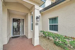 Picture of 800 Diamond Cir Ne 805, Naples, FL 34110