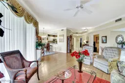 Picture of 800 Diamond Cir Ne 805, Naples, FL 34110