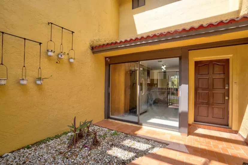 Picture of 10059 Costa Del Sol Boulevard F-62A, Doral FL 33178