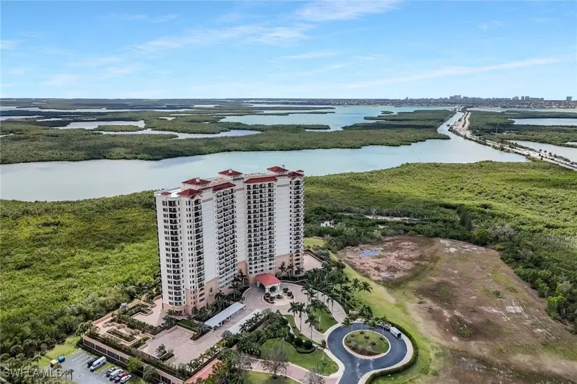 Picture of 1050 Borghese Ln 204, Naples FL 34114