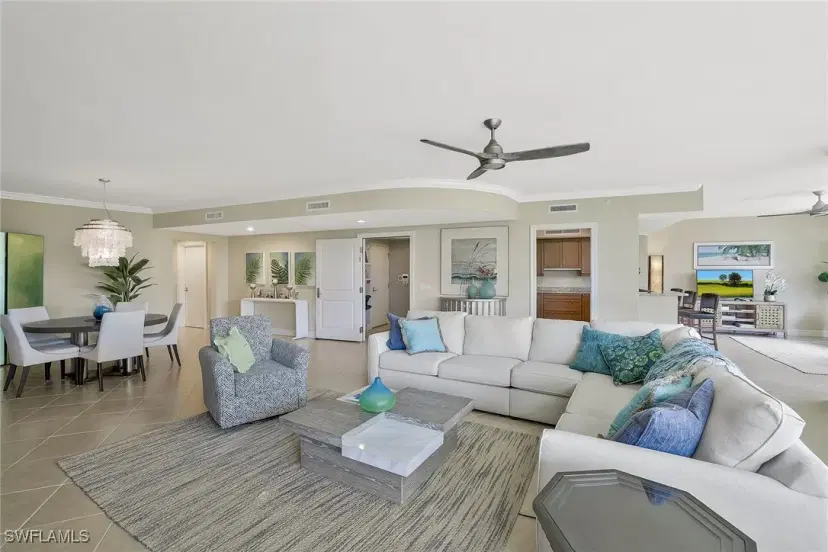 Picture of 1050 Borghese Ln 204, Naples FL 34114