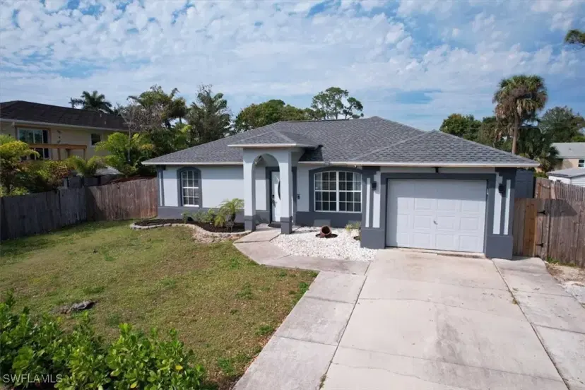Picture of 3825 Rose Ave, Naples FL 34112
