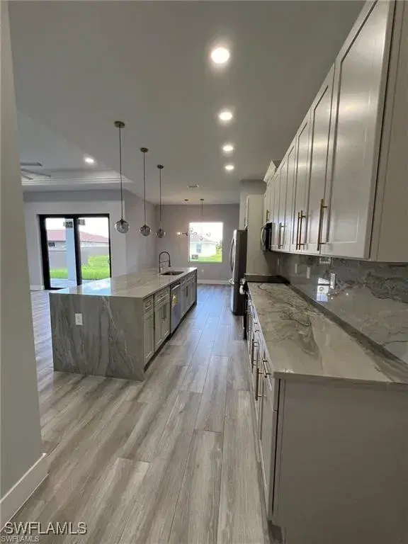 Picture of 1104 Alaska Ave, Lehigh Acres FL 33971