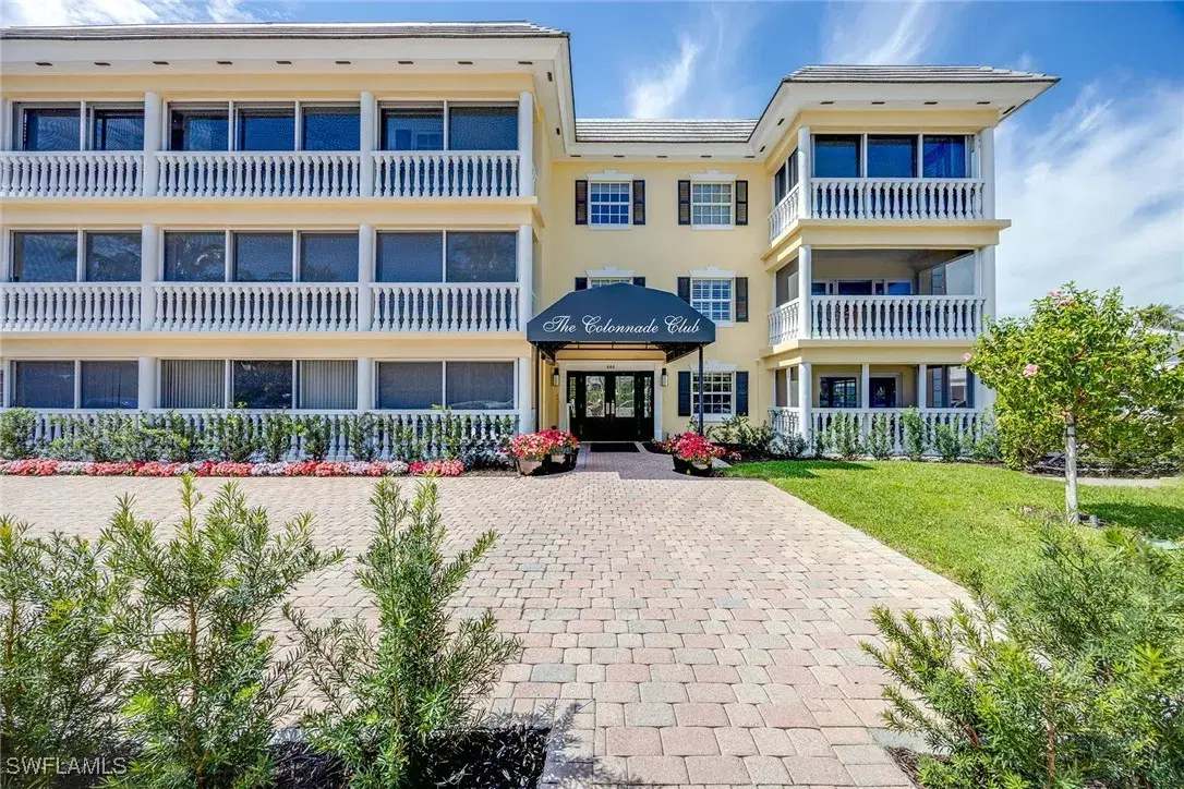 Picture of 666 3Rd St S 101, Naples, FL 34102