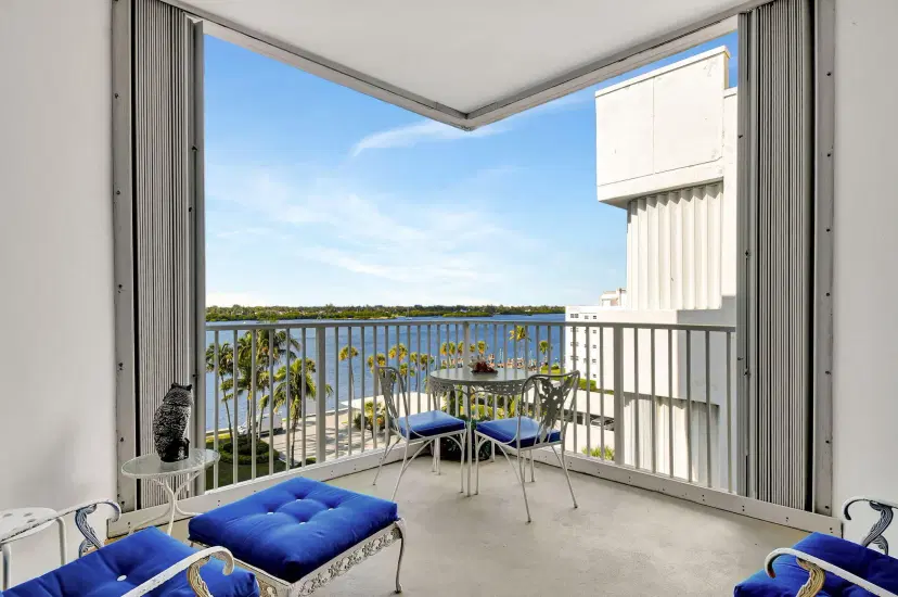 Picture of 2860 S Ocean Boulevard 602, Palm Beach FL 33480