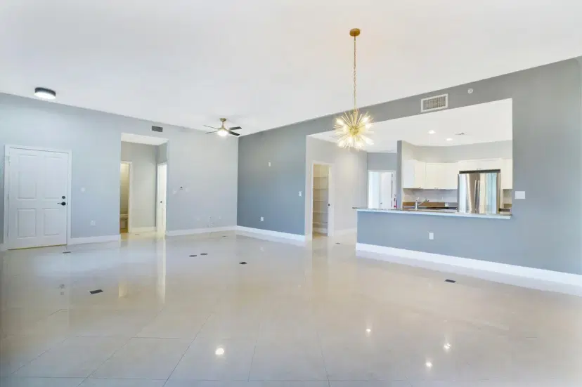 Picture of 3940 N Flagler Drive 402, West Palm Beach FL 33407