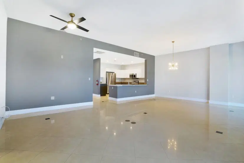 Picture of 3940 N Flagler Drive 402, West Palm Beach FL 33407