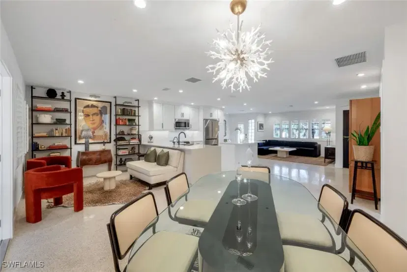 Picture of 2737 Shoreview Dr, Naples FL 34112