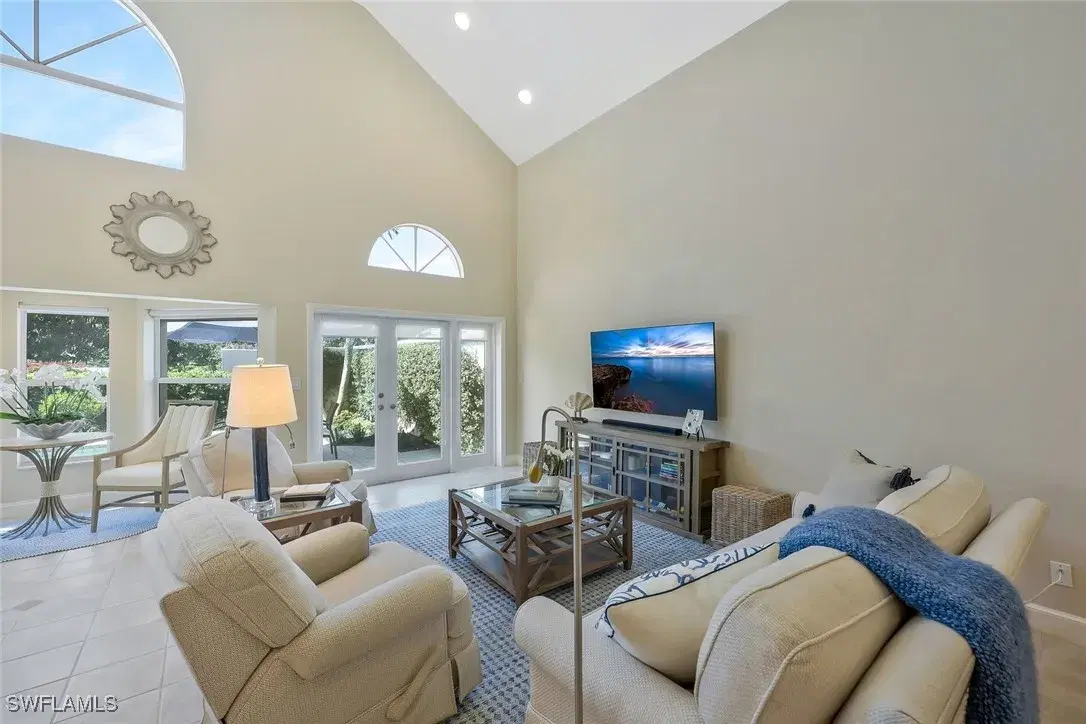 Picture of 7089 Villa Lantana Way, Naples, FL 34108