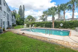 Picture of 1021 Crystal Lake Dr 314, Deerfield Beach, FL 33064