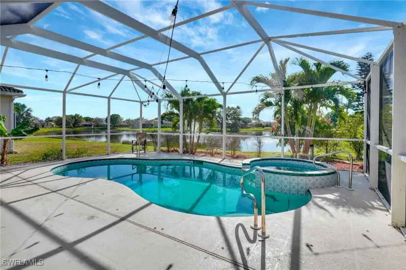 Picture of 13020 Lake Meadow Dr, Fort Myers FL 33913