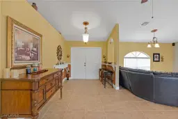 Picture of 106 SW 11Th Ter, Cape Coral, FL 33991