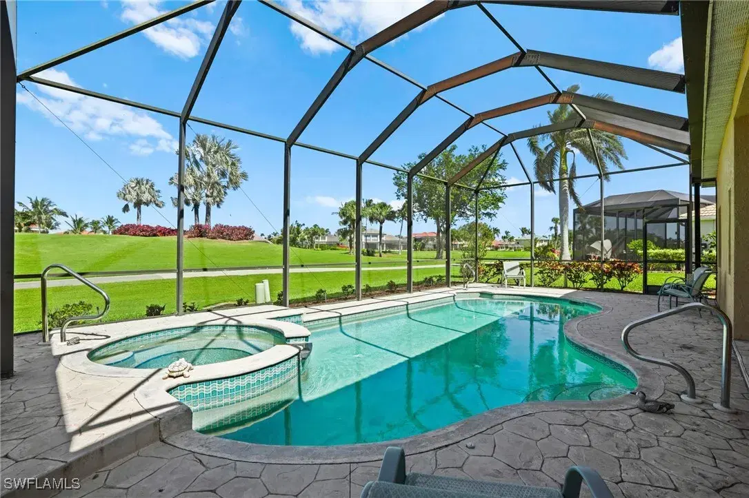 Picture of 14880 Crescent Cove Dr, Fort Myers, FL 33908