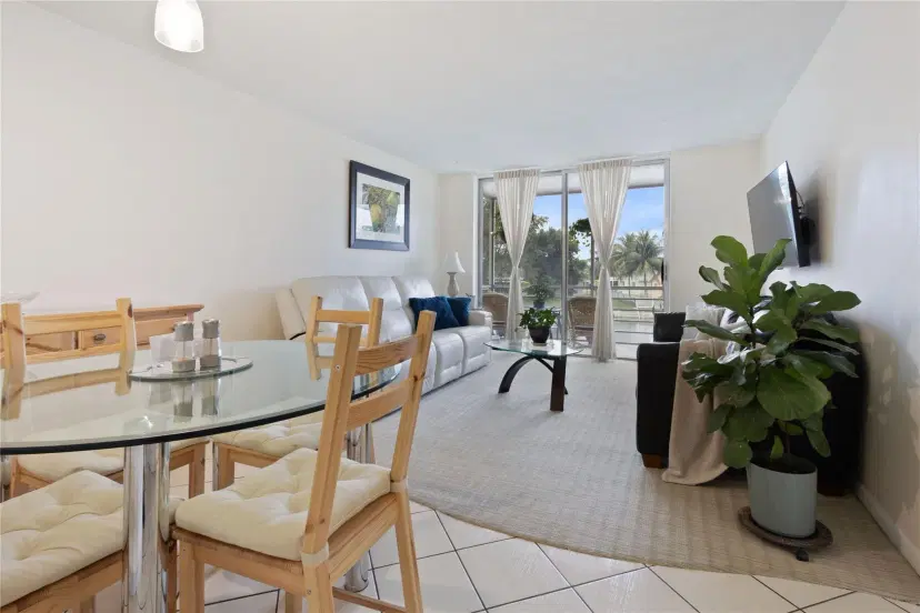 Picture of 9400 Lime Bay Blvd 214, Tamarac FL 33321