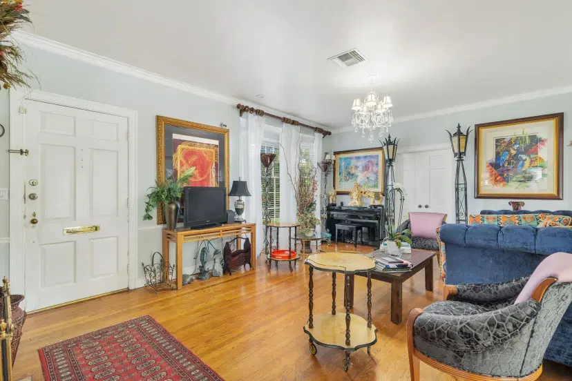 Picture of 335 Monroe Drive, West Palm Beach FL 33405