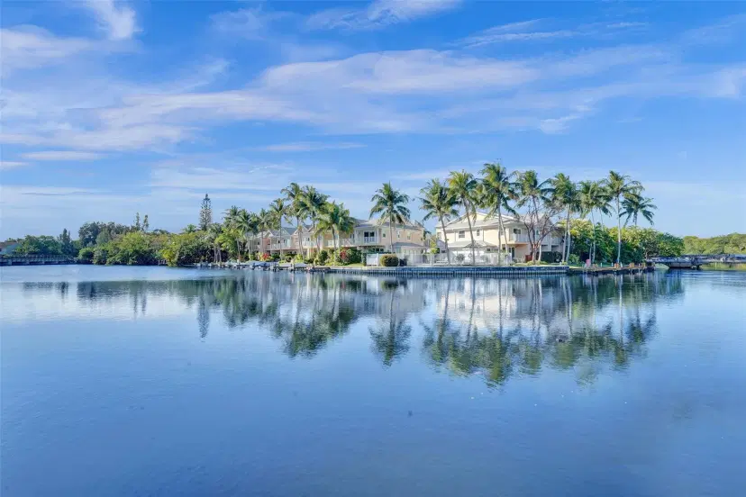 Picture of 2008 Riverside Pl 3, Wilton Manors FL 33305