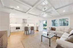 Picture of 537 Broad Ave S 537, Naples, FL 34102