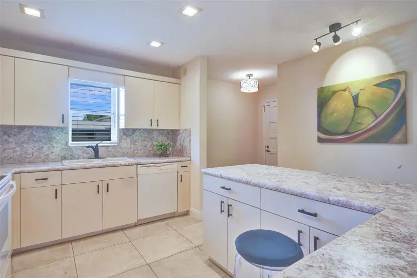 Picture of 923 SE 10Th St 3A, Deerfield Beach FL 33441