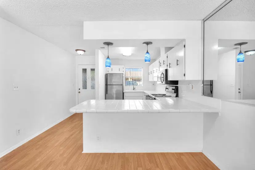 Picture of 667 Banks Rd 667, Margate FL 33063