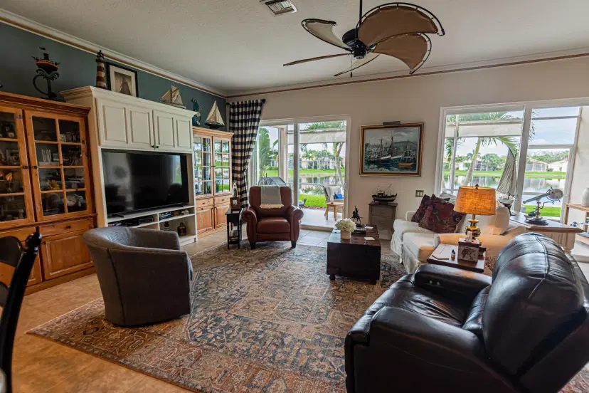 Picture of 433 NW Sunview Way, Port St Lucie FL 34986