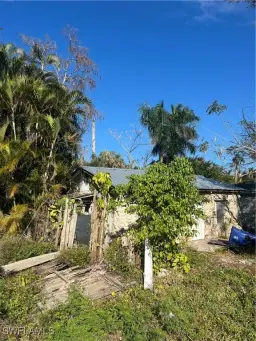 Picture of 1113 3Rd Way, North Fort Myers, FL 33903