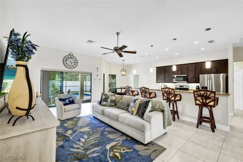 Picture of 1724 SE 15Th St, Cape Coral FL 33990