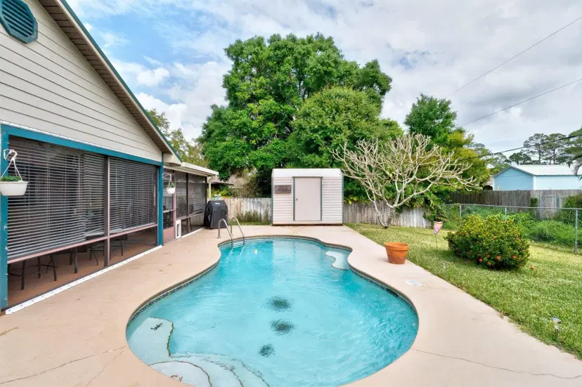 Picture of 1226 32 Avenue Sw, Vero Beach FL 32968