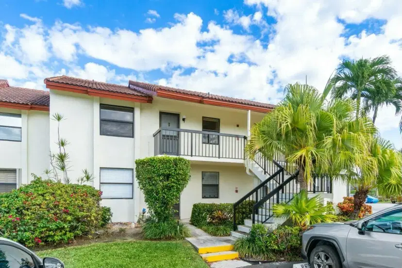 Picture of 22088 Palms Way 205, Boca Raton FL 33433