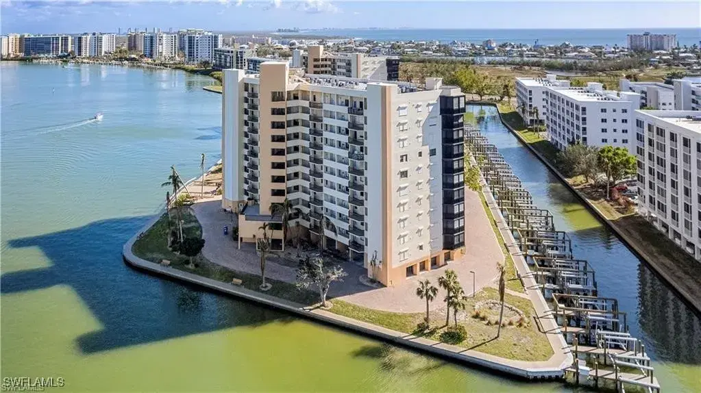 Picture of 4265 Bay Beach Ln 523, Fort Myers Beach, FL 33931