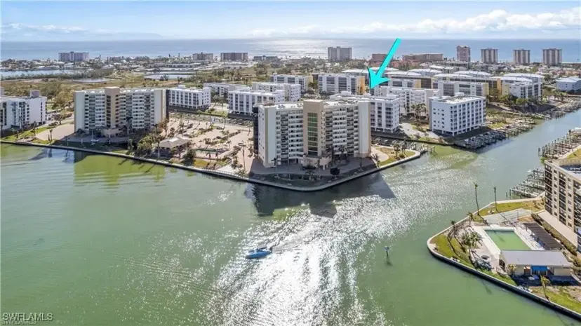 Picture of 4265 Bay Beach Ln 523, Fort Myers Beach FL 33931