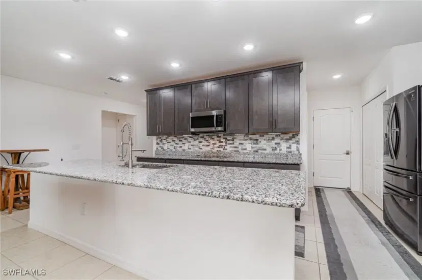 Picture of 3301 NW 16Th Ter, Cape Coral FL 33993