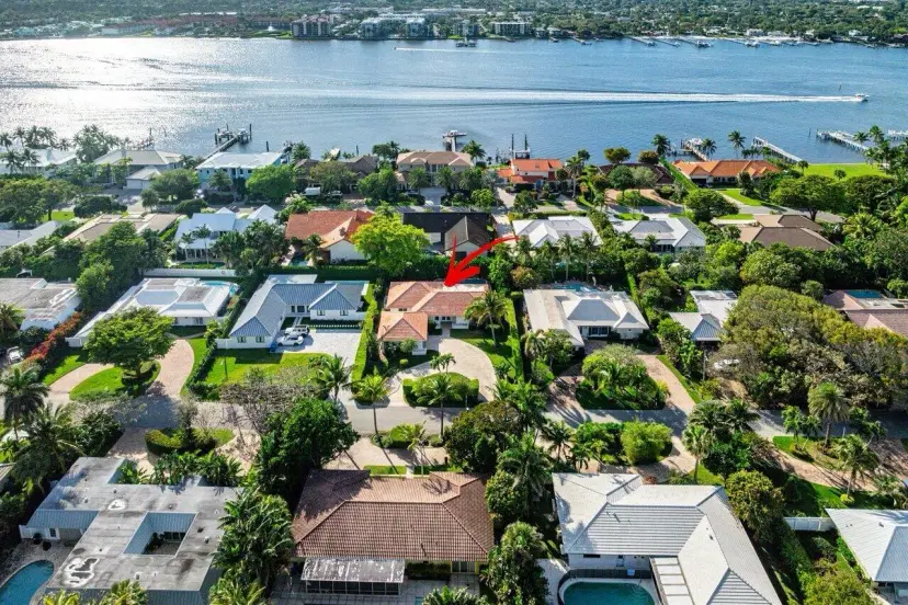 Picture of 961 S Atlantic Drive, Lantana FL 33462