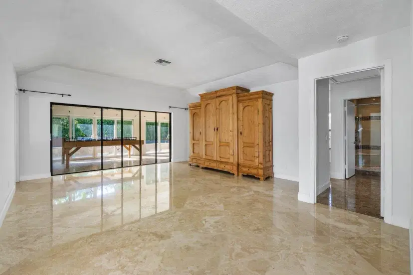 Picture of 961 S Atlantic Drive, Lantana FL 33462